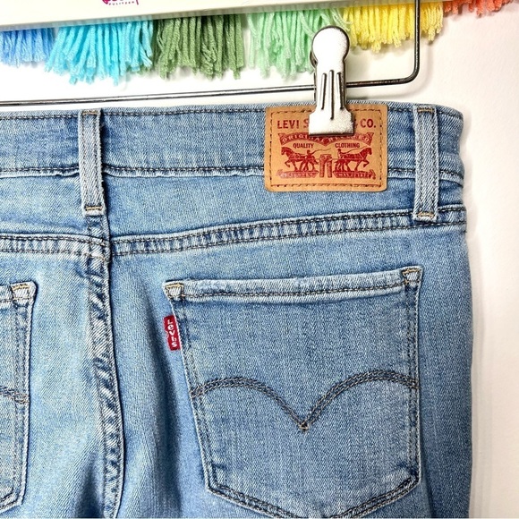 Levi’s 711 Skinny Embellished Lightning Bolt Star Light Wash Jeans Size 29 - Picture 8 of 17